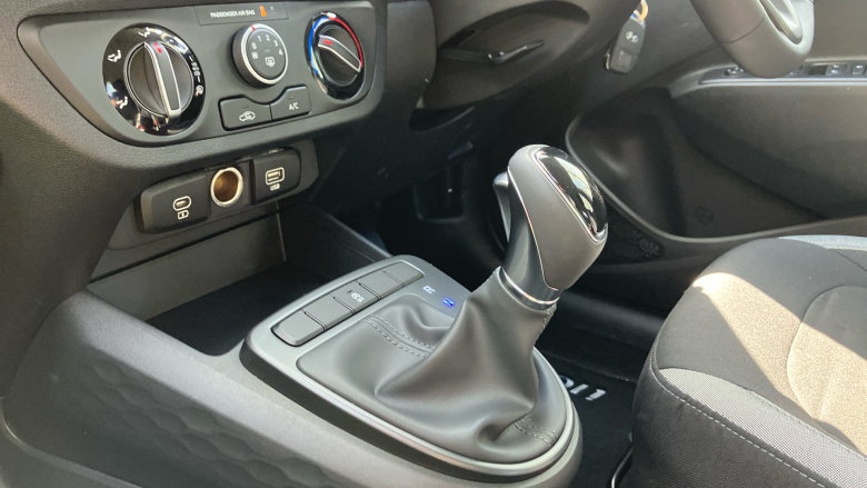 Hyundai i10 1.0 [63] Advance 5dr Auto [Nav] Petrol Hatchback